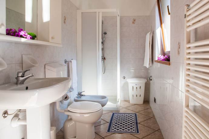 Imagen de la habitación del Taki Village Hotel. Foto 5
