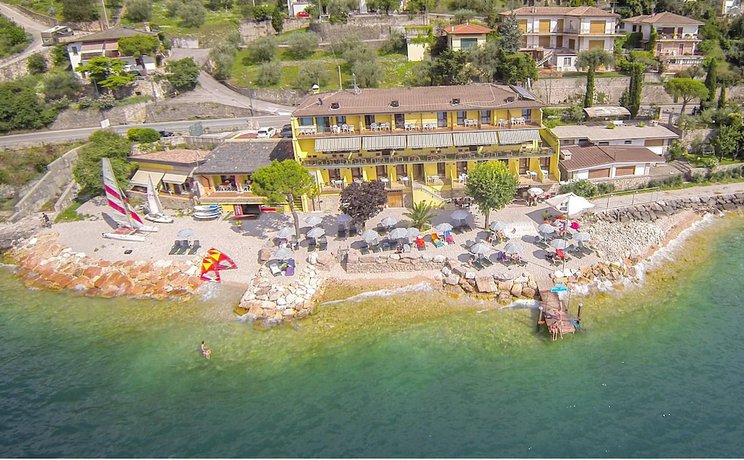 Imagen general del Taki Village Hotel. Foto 1