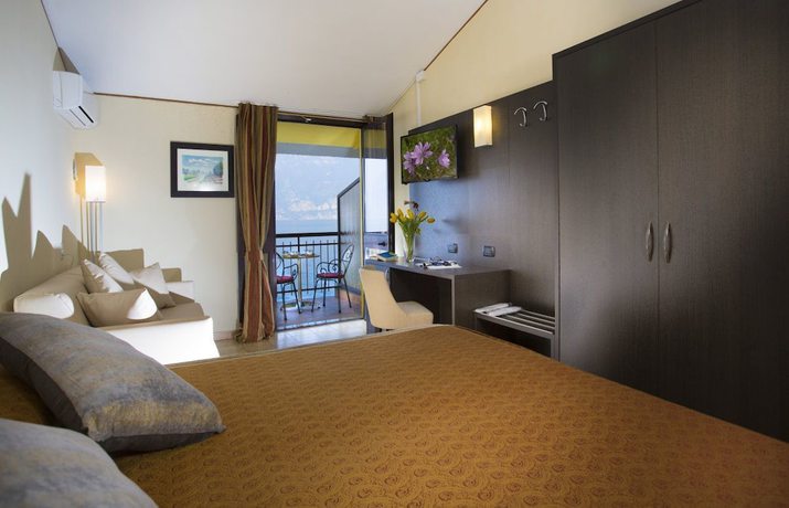 Imagen de la habitación del Taki Village Hotel. Foto 19