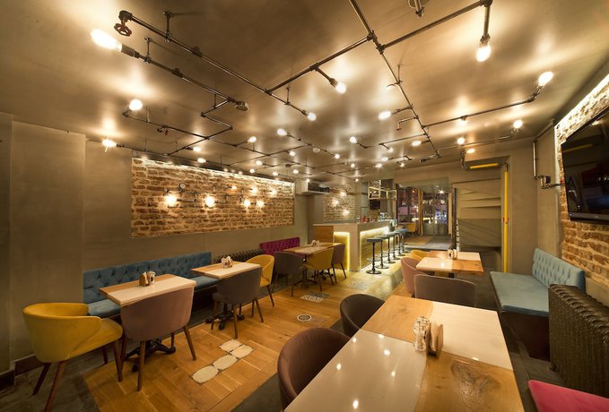 Imagen de los interiores del Taksim Avenue Hotel. Foto 18