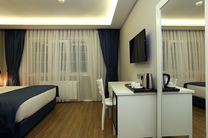 Imagen de la habitación del Taksim Santa Lucia. Foto 10