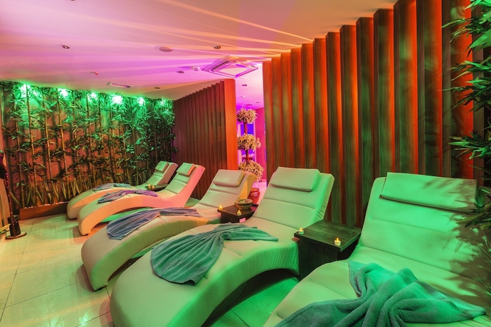 Imagen de la piscina del Taksim Time Hotel. Foto 17