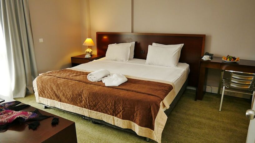 Imagen de la habitación del Talen Otel. Foto 15