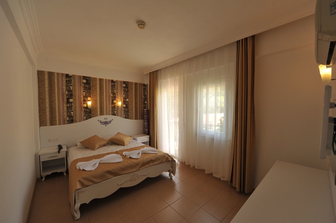 Imagen de la habitación del Taner Otel. Foto 13