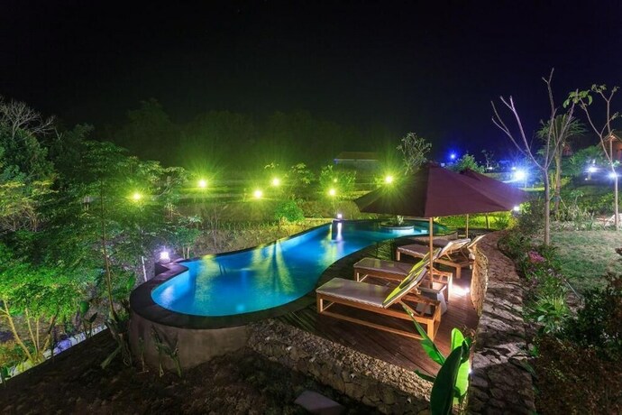 Imagen de la piscina del Tanjung Lima Villas Labuan Bajo. Foto 30