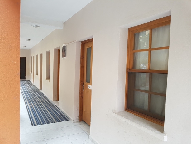 Imagen de los interiores del Tarihi Manisa Akhisar Oteli. Foto 12