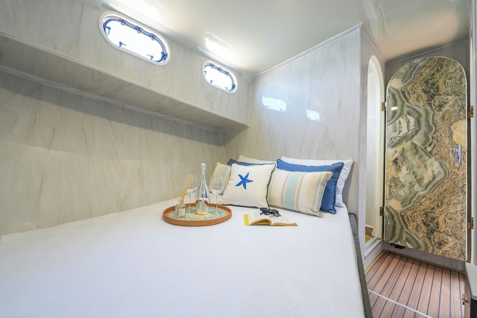 Imagen de la habitación del Tarsu Yacht Hotel. Foto 6