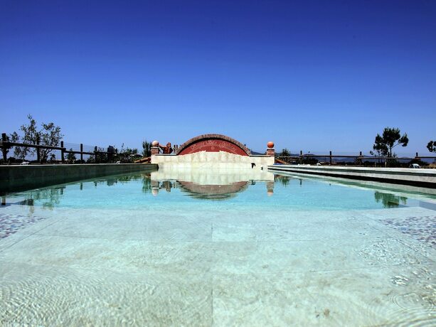 Imagen de la piscina del Tasteful Apartment In Roselle Terme With Fenced Garden. Foto 19