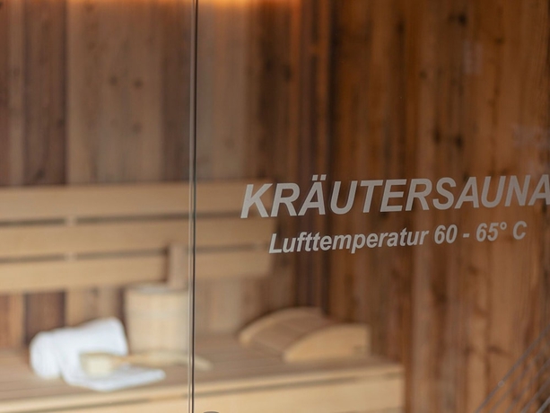 Imagen de la piscina del Tauernsuites Mitterwirt By Alps Residence. Foto 18