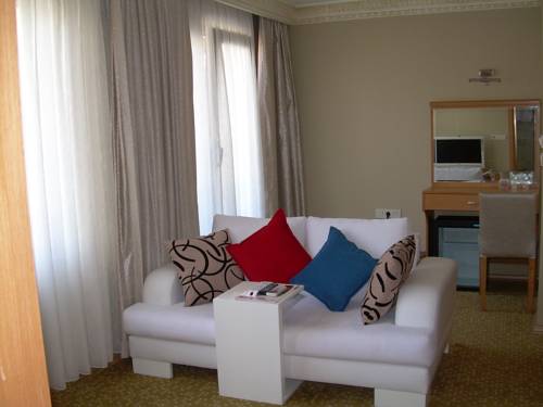 Imagen de la habitación del Tayahatun Hotel. Foto 2