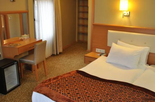 Imagen de la habitación del Tayahatun Hotel. Foto 6