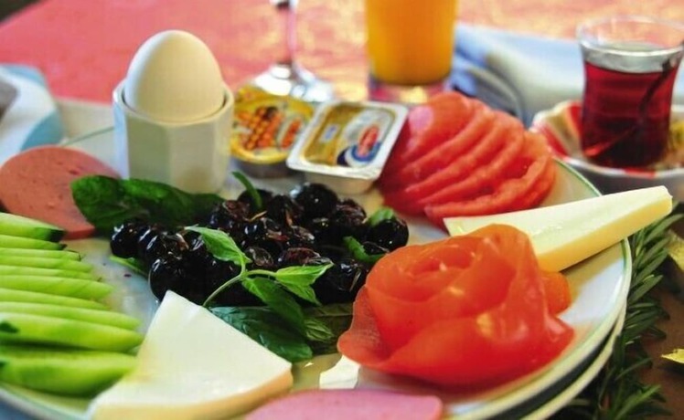 Imagen del bar/restaurante del Tayfun Hotel. Foto 3