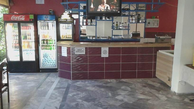 Imagen del bar/restaurante del Tecimen Hotel. Foto 9