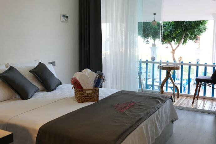 Imagen general del Tek Han Kumkuyu Hotel. Foto 9