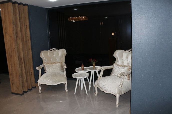 Imagen de los interiores del Teker Suite Hotel. Foto 18