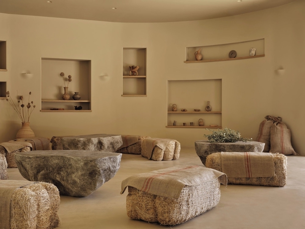 Imagen de los interiores del Tella Thera, a Member of Design Hotels. Foto 13