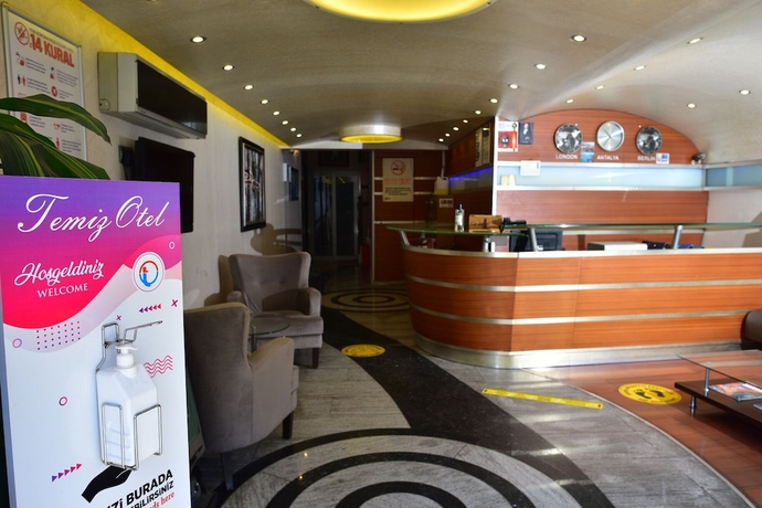 Imagen de los interiores del Temiz Otel. Foto 17