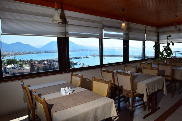 Imagen del bar/restaurante del Temiz Otel. Foto 5
