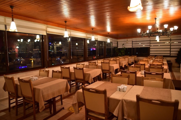 Imagen del bar/restaurante del Temiz Otel. Foto 6