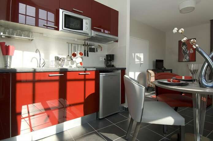 Imagen general del Tempologis - Chateau de la Rochette. Foto 2