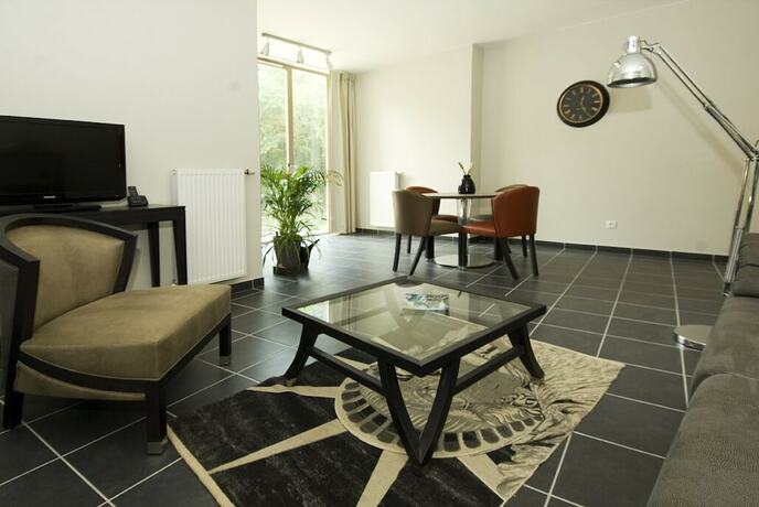 Imagen general del Tempologis - Chateau de la Rochette. Foto 13