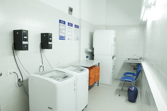 Imagen de los interiores del Tempora Rent. Foto 3