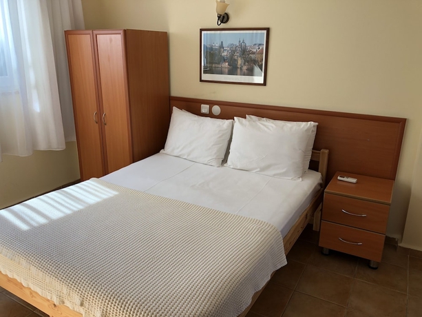 Imagen de la habitación del Ten Apart Hotel. Foto 2