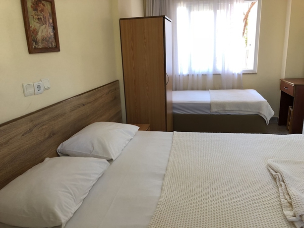 Imagen de la habitación del Ten Apart Hotel. Foto 12