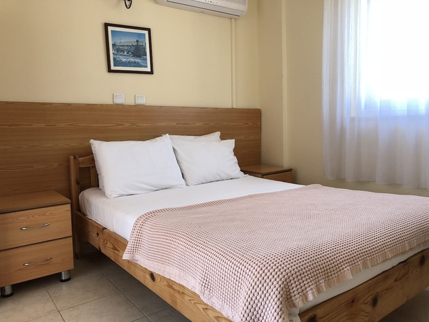 Imagen de la habitación del Ten Apart Hotel. Foto 13
