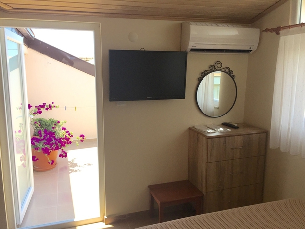 Imagen de la habitación del Ten Apart Hotel. Foto 18