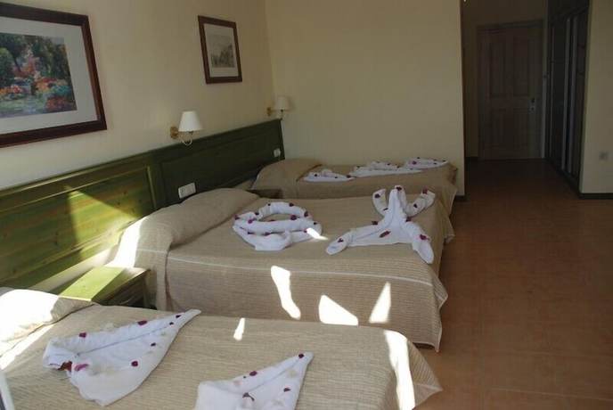 Imagen de la habitación del Tenda Hotel. Foto 4