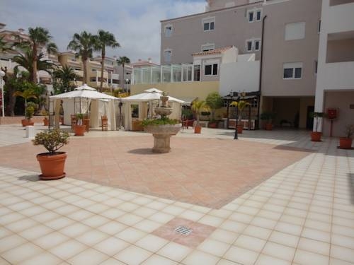 Imagen general del Tenerife South, Playa de las Am&eacute;ricas. Foto 5