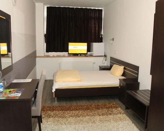 Imagen de la habitación del Terminal Hotel One. Foto 14