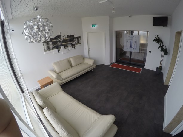 Imagen de los interiores del Terminal Hotel One. Foto 20