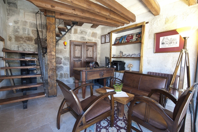 Imagen de los interiores del Terra Cave Hotel. Foto 14