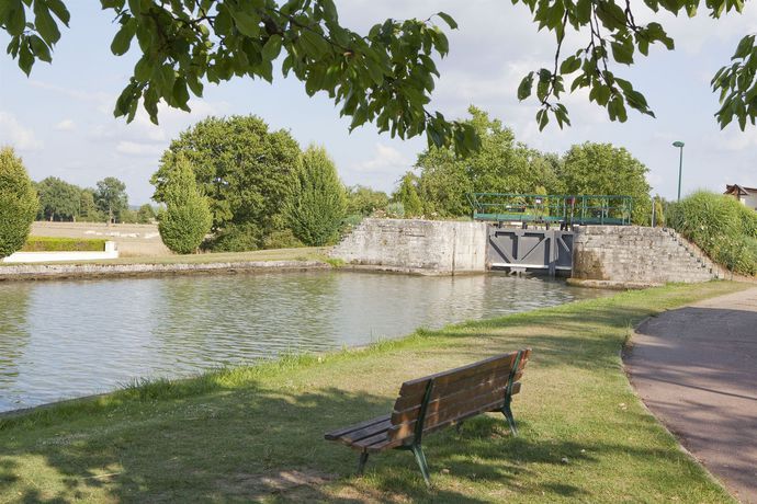 Imagen de los exteriores del Terre De Loire. Foto 13
