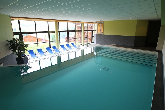 Imagen de la piscina del Terresens - Le Centaure. Foto 10