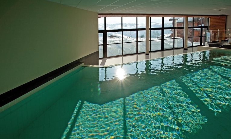 Imagen de la piscina del Terresens - Le Centaure. Foto 12