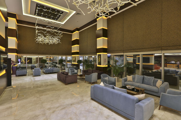 Imagen de los interiores del Teymur Continental Hotel. Foto 12