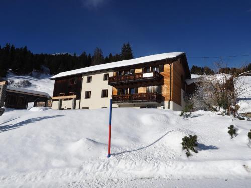 Imagen general del Tgantieni sot - Haus mit Herz. Foto 5