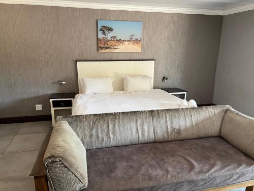 Imagen de la habitación del Thabazimbi Country Lodge. Foto 20