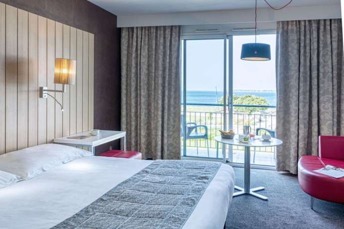 Imagen de la habitación del Thalasso Concarneau Spa Marin Resort. Foto 10