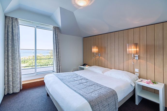 Imagen de la habitación del Thalasso Concarneau Spa Marin Resort. Foto 14