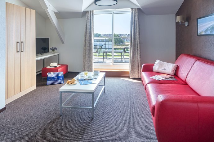 Imagen de la habitación del Thalasso Concarneau Spa Marin Resort. Foto 15