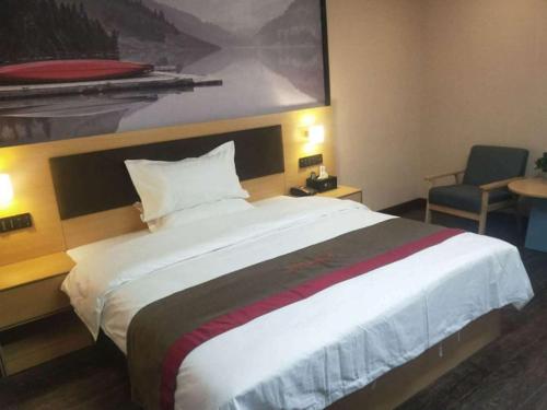 Imagen general del Thank Inn Chain Hotel Anhui Bozhou Qiaocheng District Jian\'an Road Wanfu Store. Foto 1