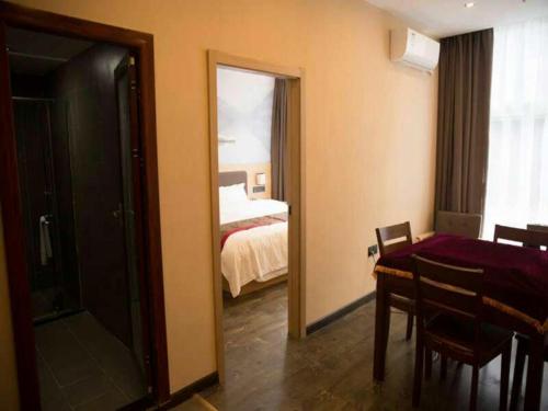 Imagen general del Thank Inn Chain Hotel Guizhou Guiyang Guanshanhu District Century City Store. Foto 4