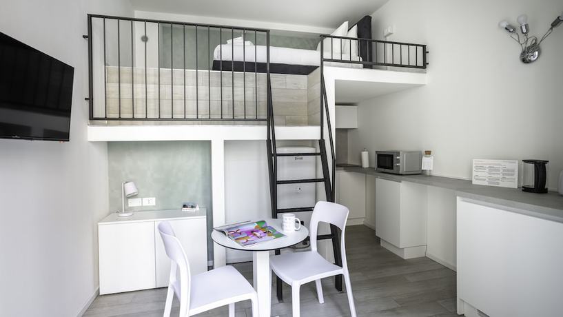 Imagen de la habitación del The B Village Business. Foto 11