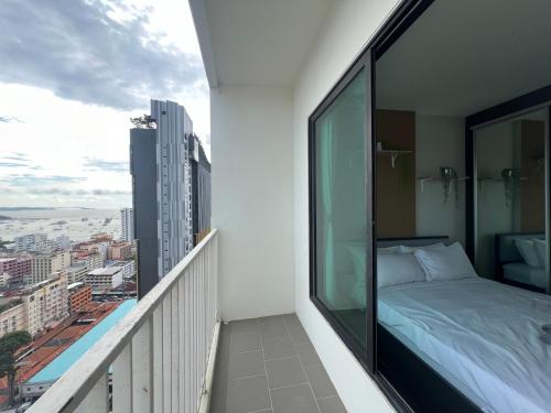 Imagen general del The Base Central Pattaya by Mickey. Foto 10