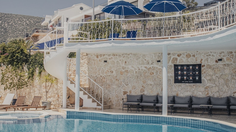 Imagen de la piscina del The Bay View Hotel Kalkan. Foto 18
