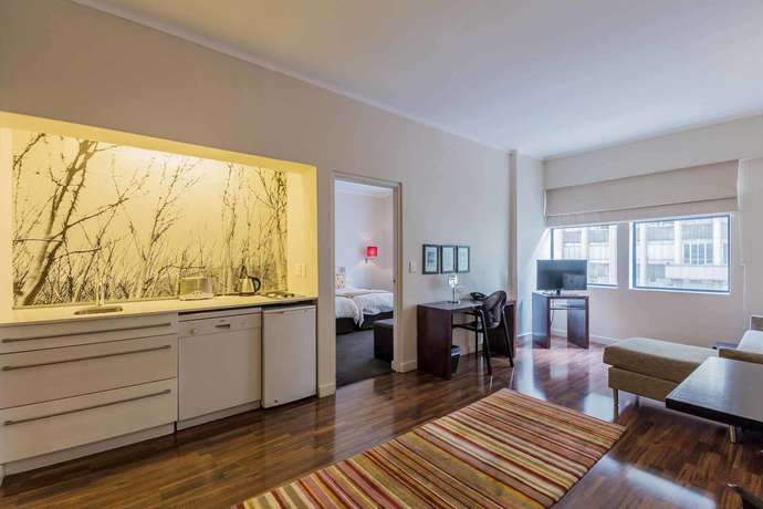 Imagen de los interiores del The Bijoux Aparthotel By Totalstay. Foto 17